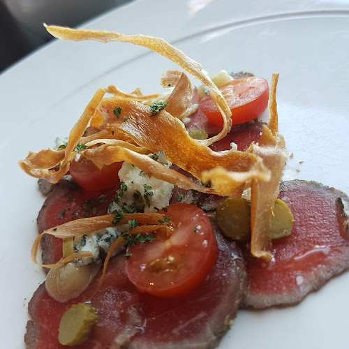 Opinii despre Blue Hat Bakery & Bistro at Pacific Institute of Culinary Arts în Vancouver - Hospitality and gastronomy