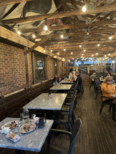 649 Queen St, Fredericton, NB E3B 1C3