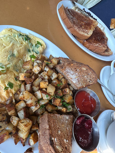 340 Provencher Blvd, Winnipeg, MB R2H 0G7