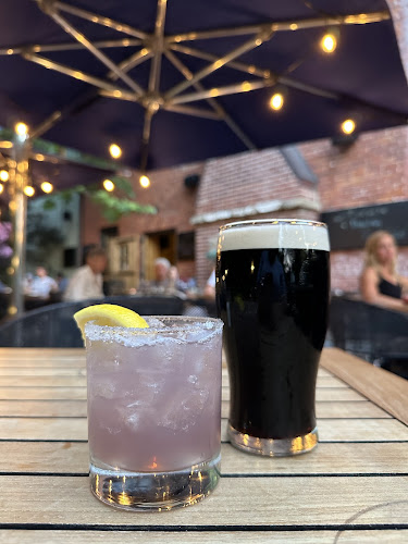 Opinii despre Copper Kettle Pub în Halton Hills - Hospitality and gastronomy