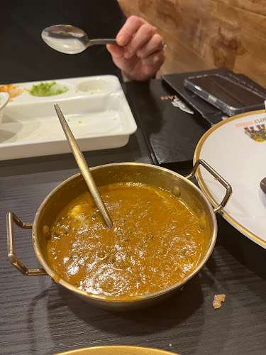 Opinii despre Simply Indian Sweets & Restaurant în Brampton - Hospitality and gastronomy