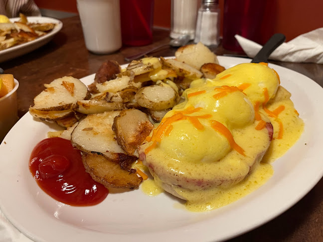 222 Mapleview Dr W #7, Barrie, ON L4N 9E7