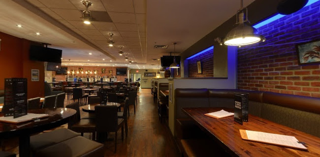 10004 Jasper Ave, Edmonton, AB T5J 1R3