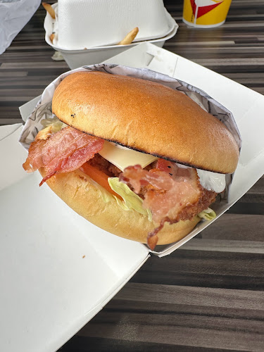 Carl’s Jr. - Hospitality and gastronomy