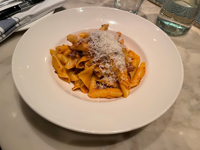 Opinii despre Tableau Bar Bistro în Vancouver - Hospitality and gastronomy