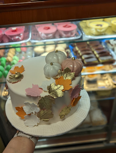 Alice Bakery - Hospitality and gastronomy