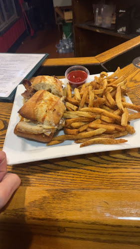 Comentarii opinii despre Braxtons Tap & Grill Restaurant