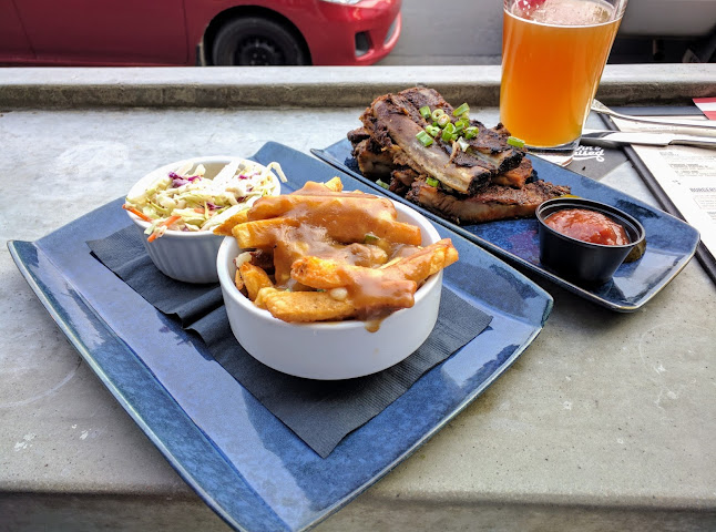 Opinii despre Trolley 5 Brewpub în Calgary - Hospitality and gastronomy