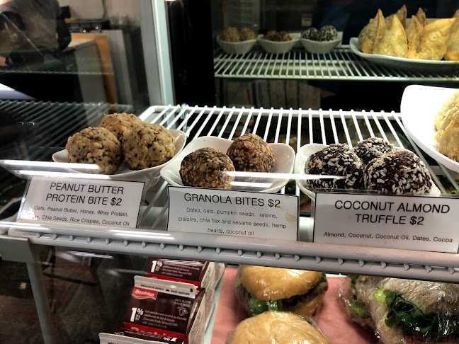 Opinii despre Maka eatery în Edmonton - Hospitality and gastronomy