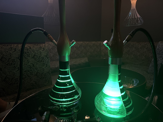 Living Room Hookah Lounge - Hospitality and gastronomy