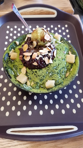 Opinii despre Snowday Bingsu Cafe în Thornhill - Hospitality and gastronomy