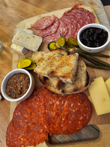 Comentarii opinii despre The Guild