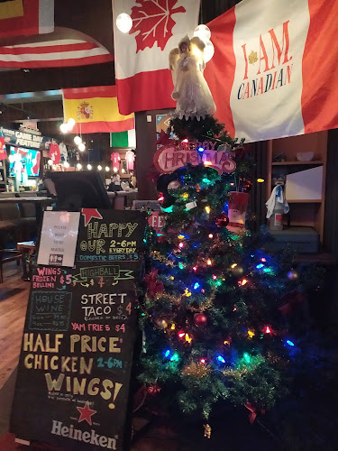 Opinii despre WINGS Granville în Vancouver - Hospitality and gastronomy