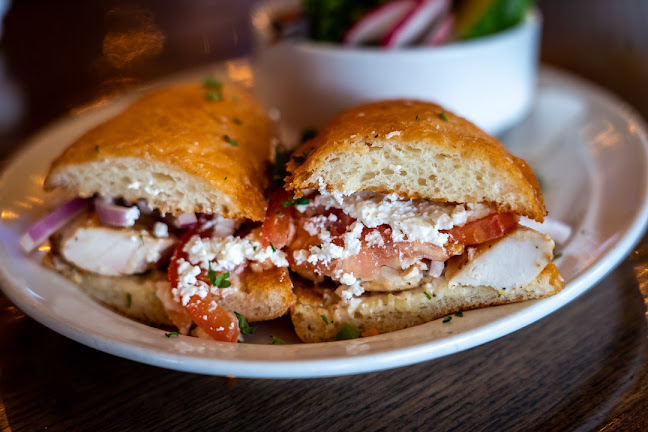 Leopold’s Tavern Warman - Hospitality and gastronomy