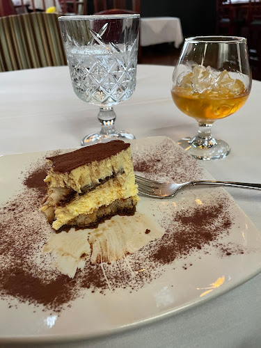 The School Fine Dining - Markham