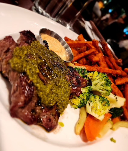Bâton Rouge Grillhouse & Bar - Ottawa