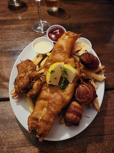 Comentarii opinii despre The Old Triangle