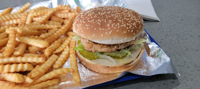 Comentarii opinii despre Mona's Pizza