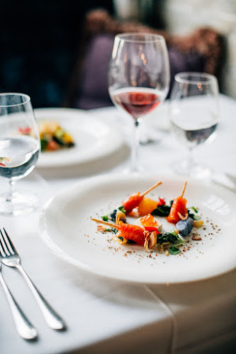 111C Queen St E, Toronto, ON M5C 1S2