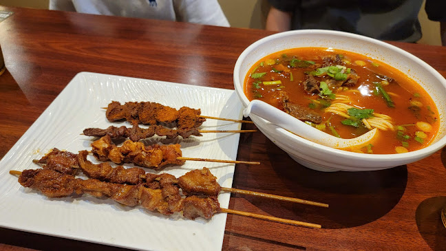 Magic Noodle - Open 24 Hours - Richmond Hill