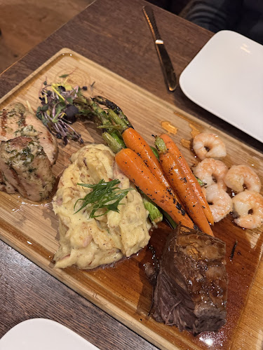 14229 23 Ave NW, Edmonton, AB T6R 3E7