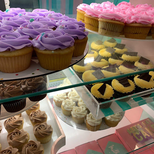 Comentarii opinii despre Milk & Water Baking Co.