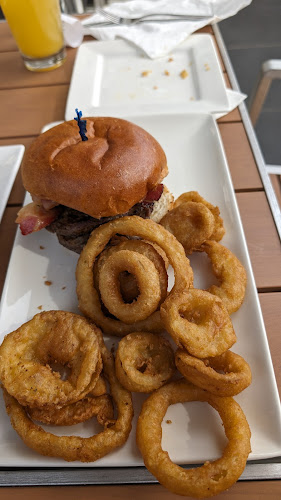 Opinii despre One Eyed Jack Pub & Grill în Oshawa - Hospitality and gastronomy