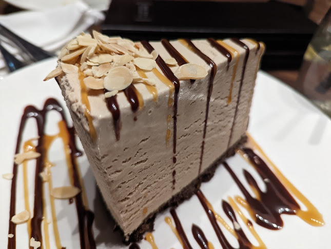 The Keg Steakhouse + Bar - Square One - Hospitality and gastronomy