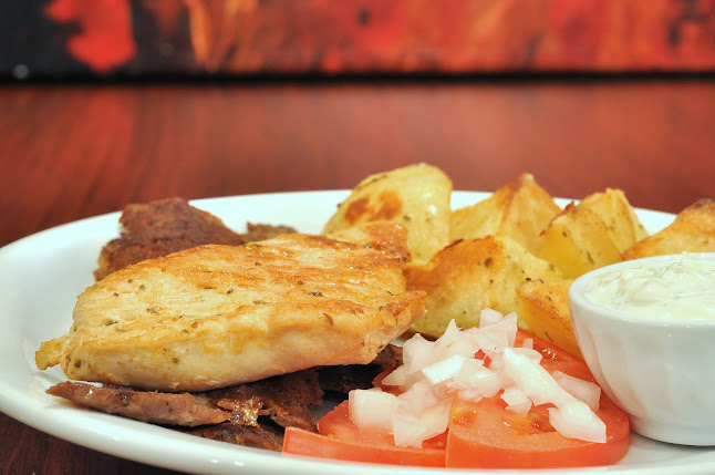 Opinii despre Stathis Grill în Windsor - Hospitality and gastronomy