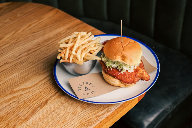 548 King St W, Toronto, ON M5V 1M3