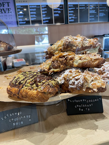 1495 Bellevue Ave, West Vancouver, BC V7T 1C3