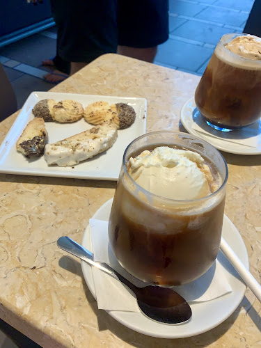 Comentarii opinii despre D'oro Gelato e Caffè