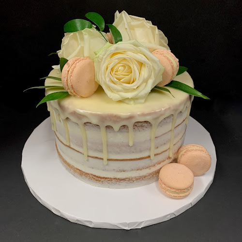 Kakes by Kathie-Kelowna Wedding Cakes - Hospitality and gastronomy
