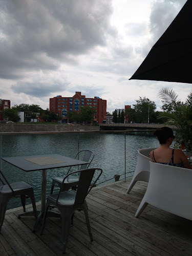 Taris on the Water - Welland