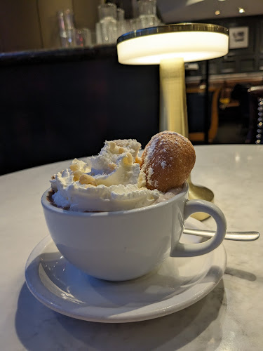 Opinii despre Bellaggio Cafe în Vancouver - Hospitality and gastronomy