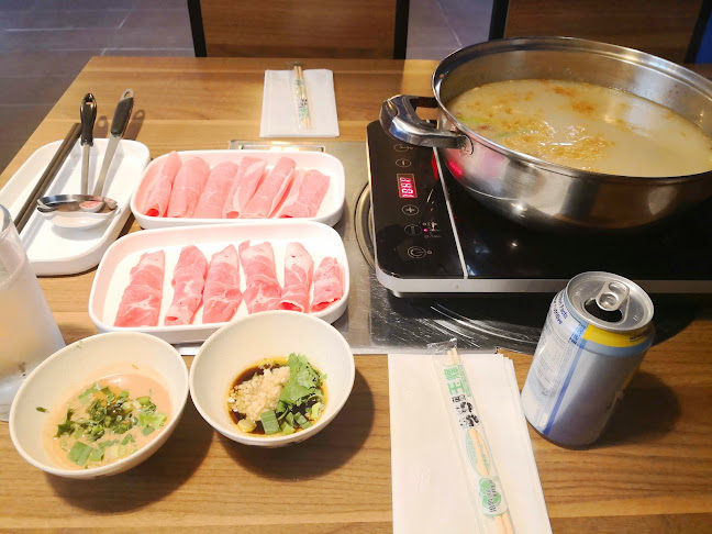 Potzone Hot Pot 水城火鍋 - Waterloo