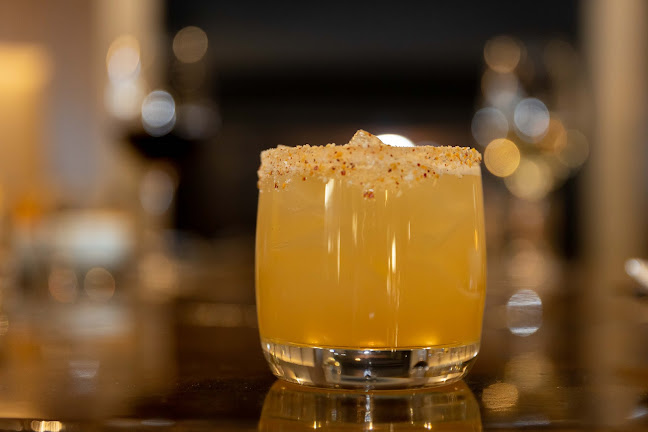 The Living Room Restaurant - Calgary