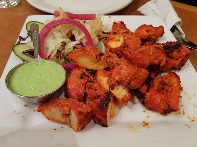 Opinii despre Bombay Bhel Restaurant în Mississauga - Hospitality and gastronomy