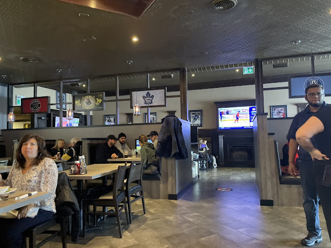 Portly Piper Pub Ajax