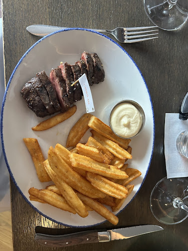 Opinii despre Major Tom Bar în Calgary - Hospitality and gastronomy