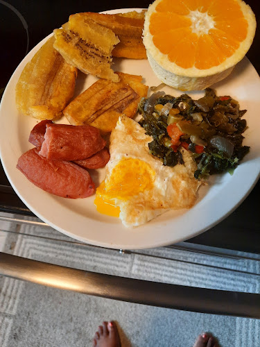 Viv's Catering &Take Out - Hospitality and gastronomy