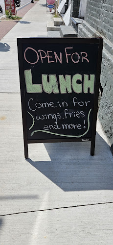 Comentarii opinii despre Wing House Omemee