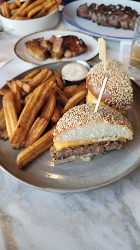 Comentarii opinii despre Major Tom Bar