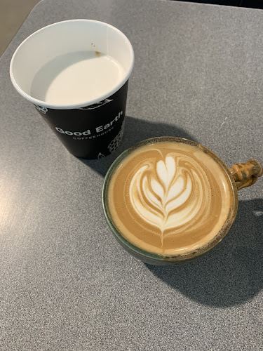 Comentarii opinii despre Good Earth Coffeehouse (U of C) | Taylor Family Digital Library