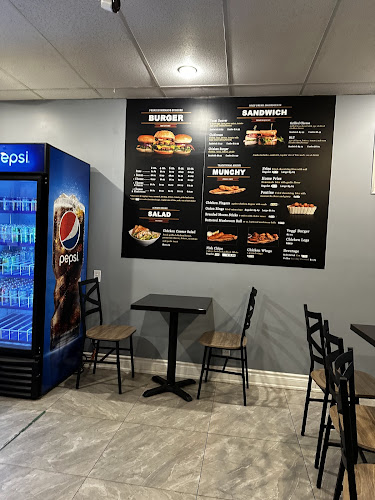 Burger Cafe & Beyond - St. Catharines