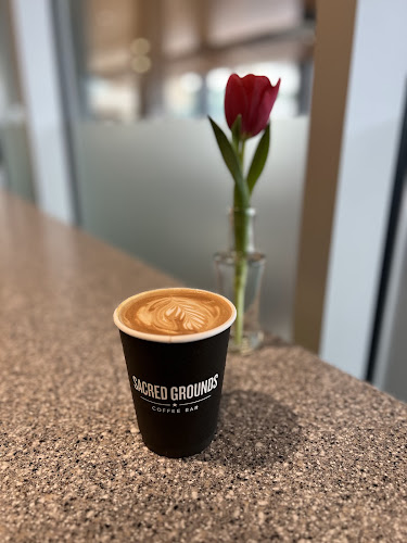 Opinii despre Sacred Grounds Coffee Bar în Kamloops - Hospitality and gastronomy