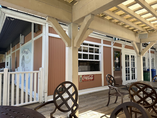 6501 Deer Lake Ave, Burnaby, BC V5G 3T6