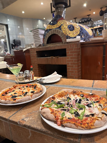 Opinii despre Coco's Terrace Steakhouse în Niagara Falls - Hospitality and gastronomy