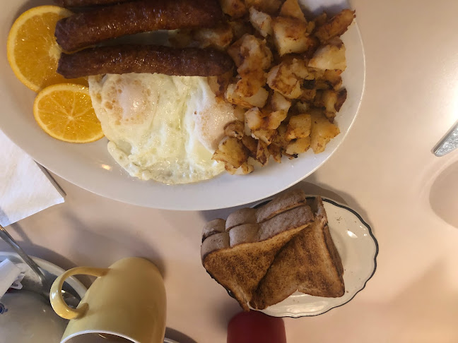 Demetre's Family Eatery - Stratford