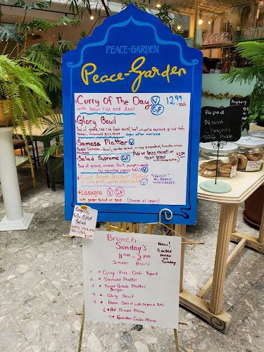 40 Murray St, Ottawa, ON K1N 9K1